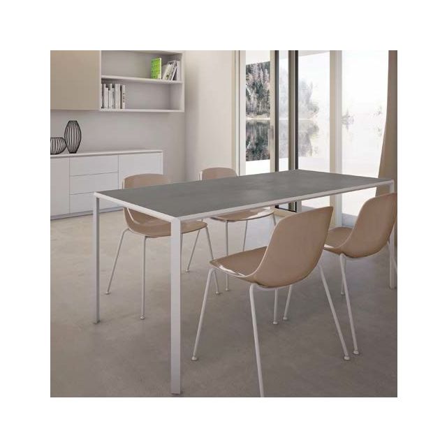 Infiniti-Design-DUEPERDUE-table-living